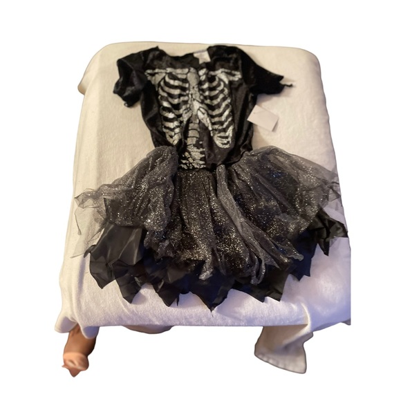 Glitter skeleton dress only costume child’s large 10/12 tags attached - Picture 3 of 4